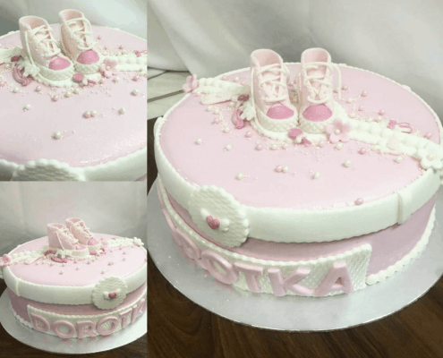 Detská torta na krst s ružovými topánkami converse