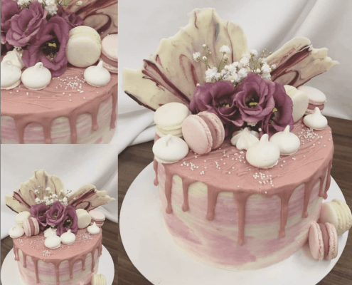 Mini svadobná torta s čokoládou ruby a kvetmi